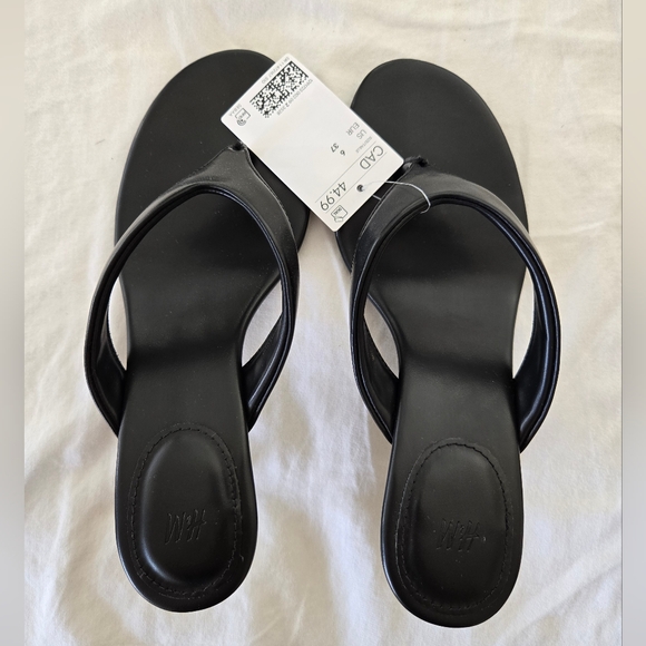 H&M Shoes - NEW H&M Black Heeled Sandals